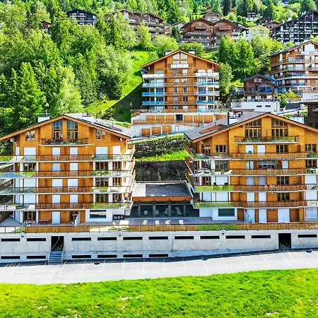 Domaine Des Reines B4 By Interhome Daire