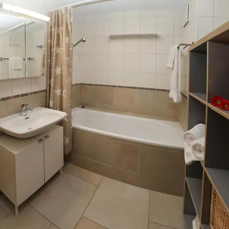 Domaine Des Reines B4 By Interhome * ナンダ