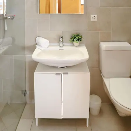 Domaine Des Reines B4 By Interhome ナンダ